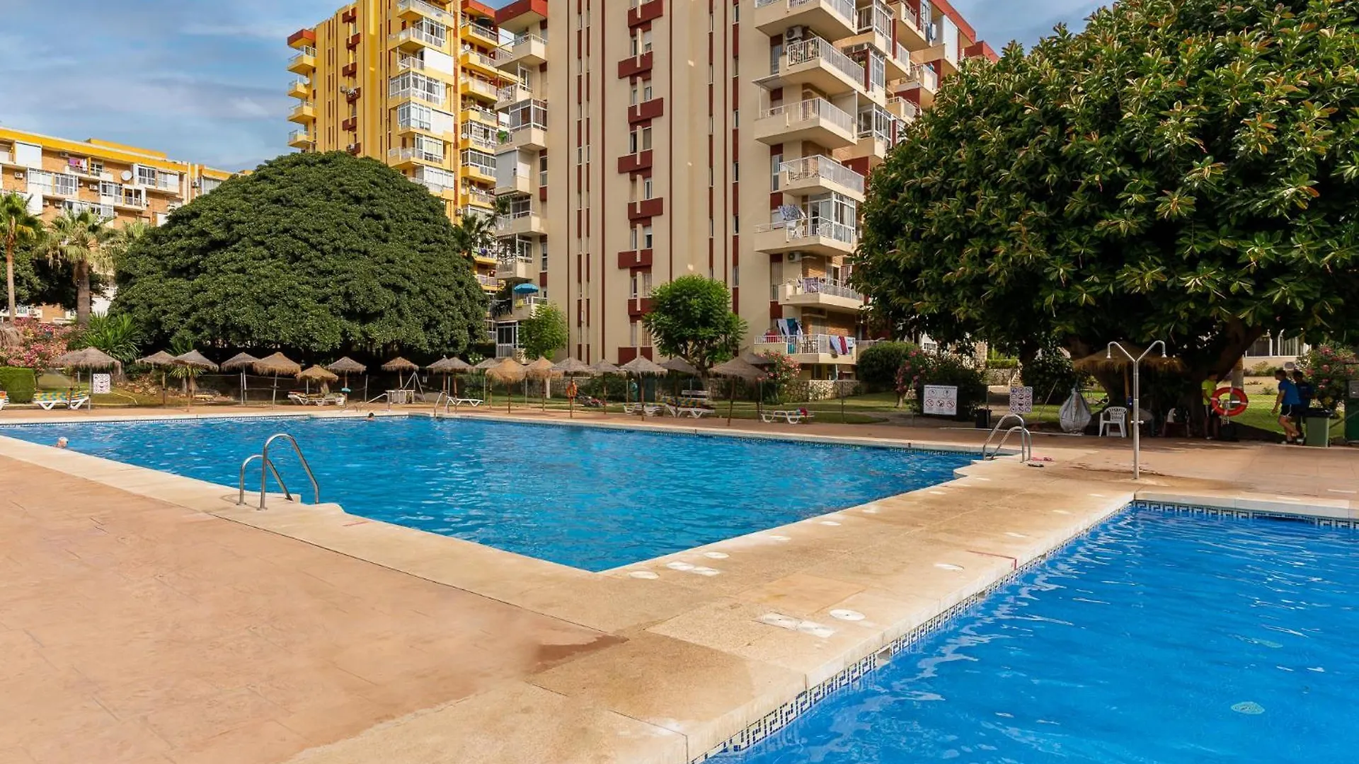 Blonzu Angola Apartment Benalmadena Spain